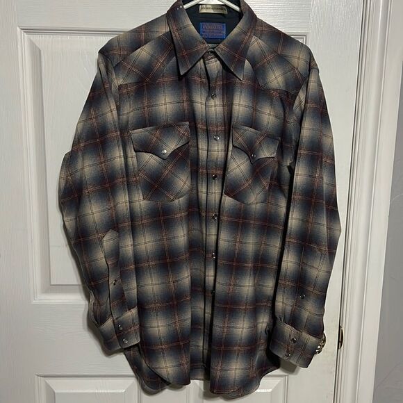 🔥🔥 Vintage PENDLETON PURE VIRGIN WOOL Pearl Snap Shirt - Good Condition- Sz M - Picture 1 of 14